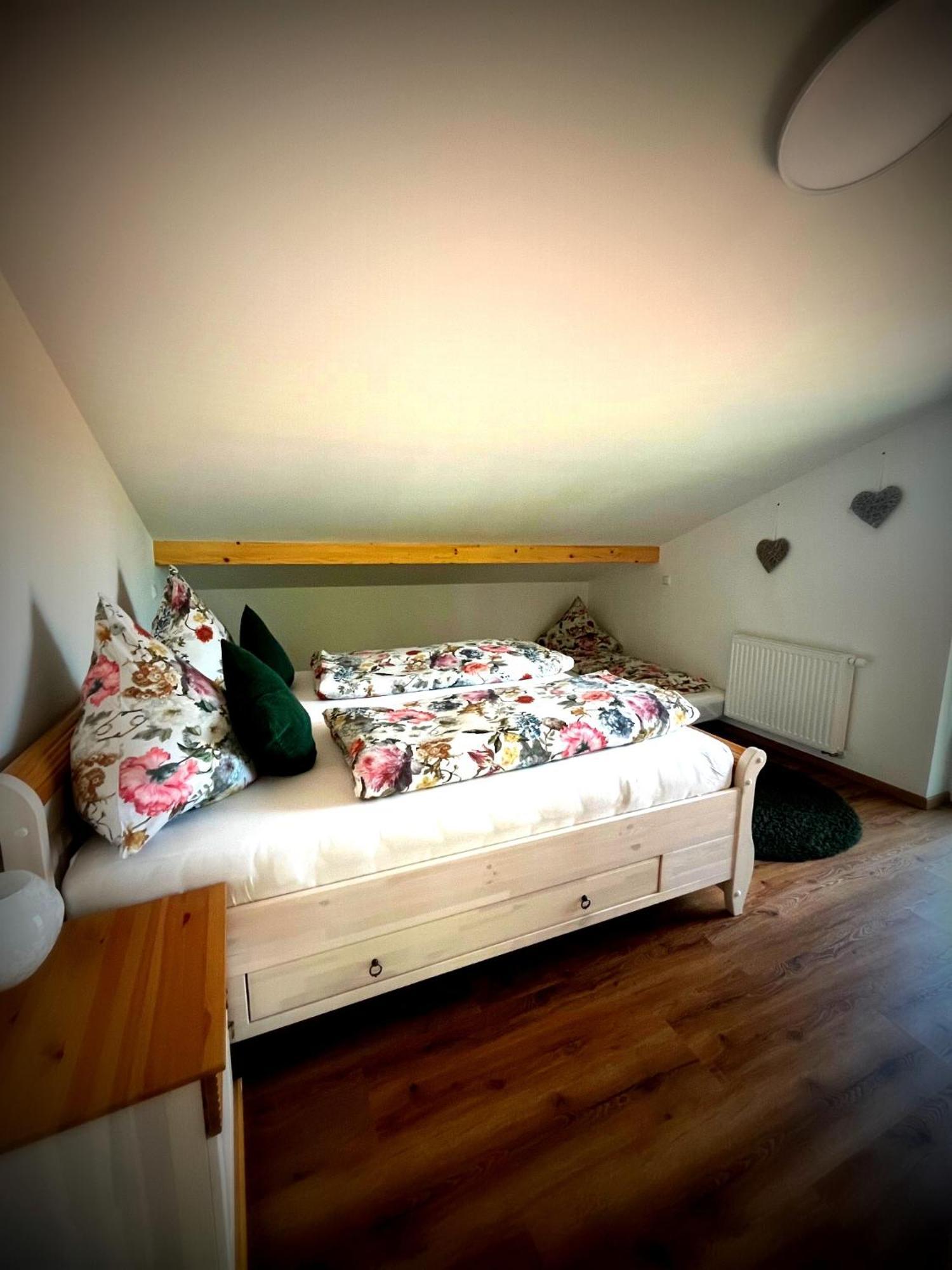23 Neu Erbaute Ferienwohnung Mit Schloss- Und Panoramablick Halblech-Buching Exterior foto