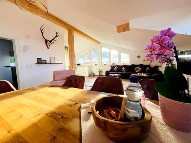 23 Neu Erbaute Ferienwohnung Mit Schloss- Und Panoramablick Halblech-Buching Exterior foto